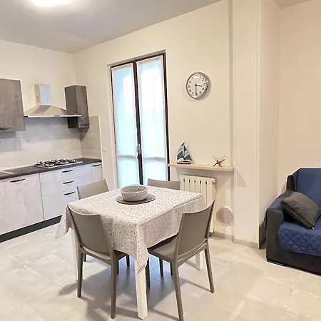 La Vela Apartment Sirmione Exterior photo