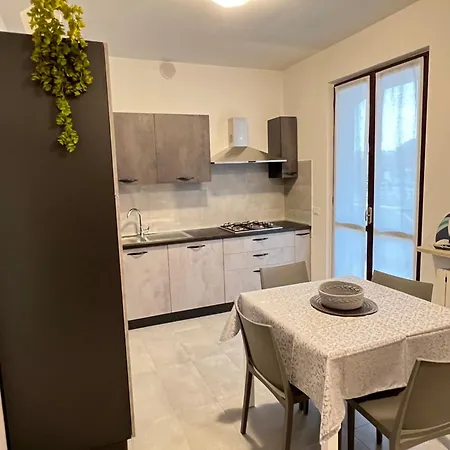 La Vela Apartment Sirmione Exterior photo